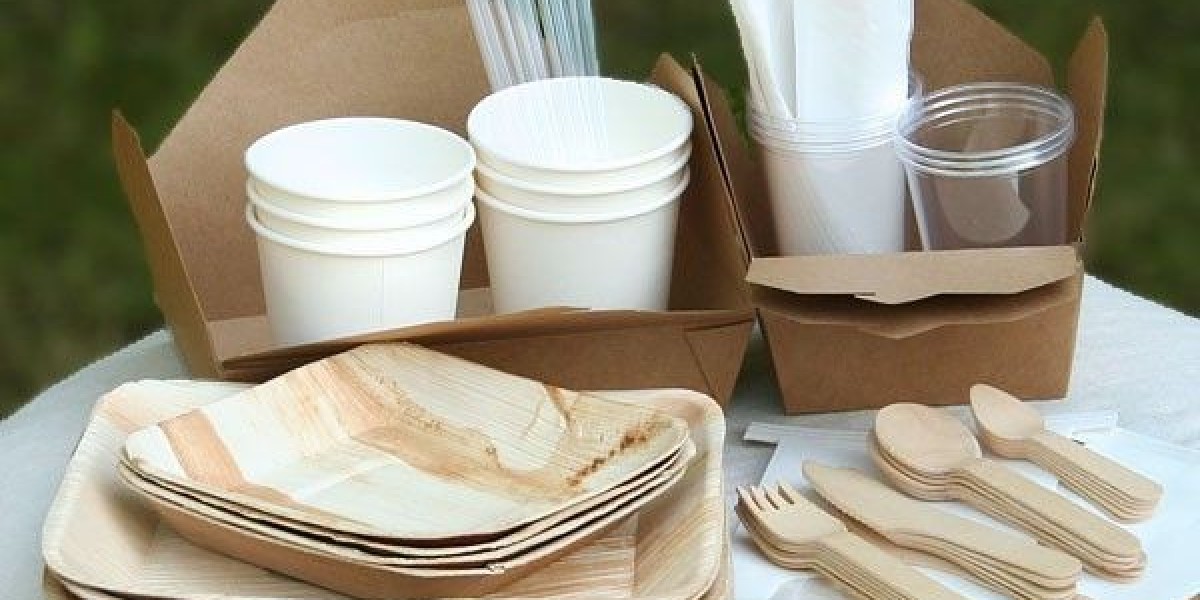 Plastic-Free Plates: Exploring the Global Shift to Compostable Tableware