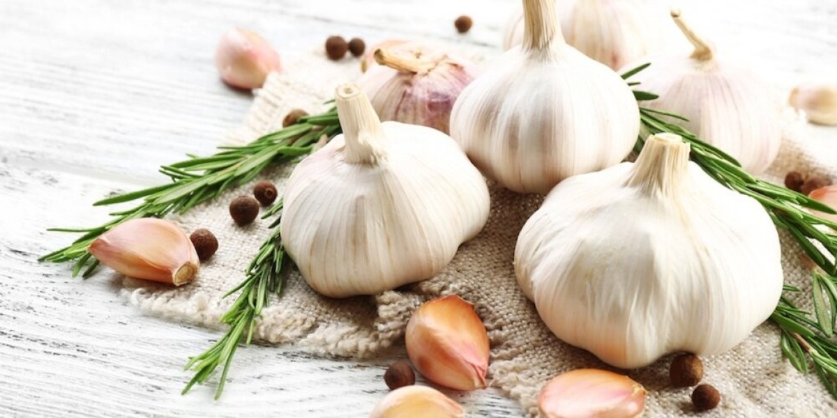 Rising Health Consciousness Drives Growth in the Garlic Oleoresin Market